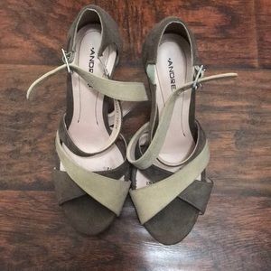 Andrea peep toe heels size 6.5